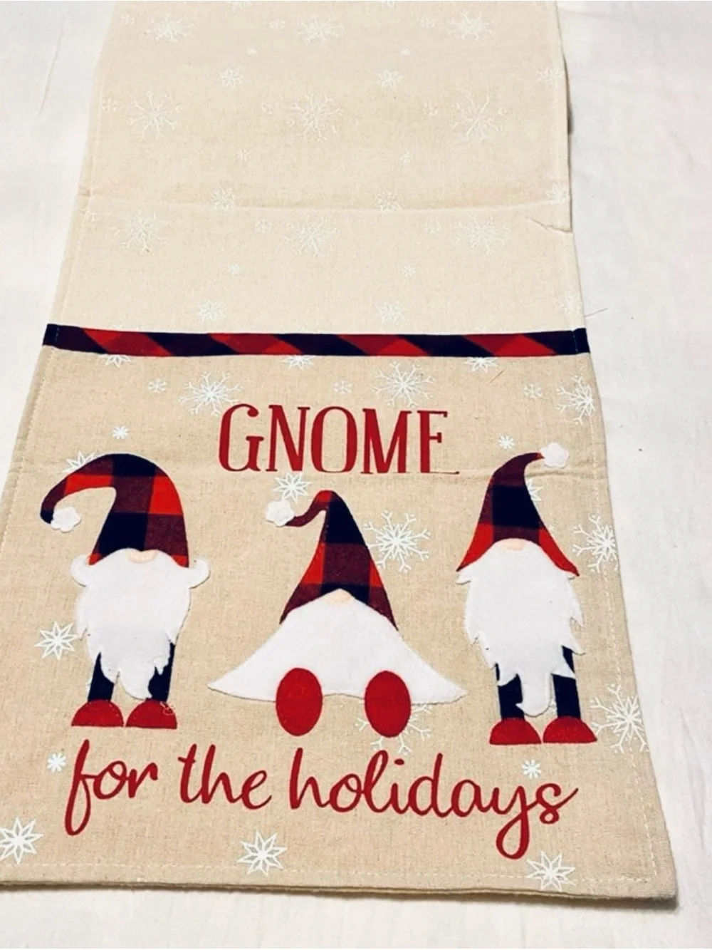 ❄️ Gnomes Snowflakes Christmas Holiday Table Runner Decor ⛄️